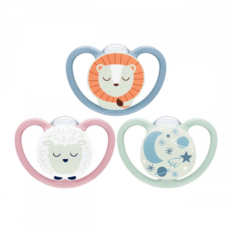 Dojčenský cumlík NUK Space Nights 6-18m 2ks/BOX chlapec