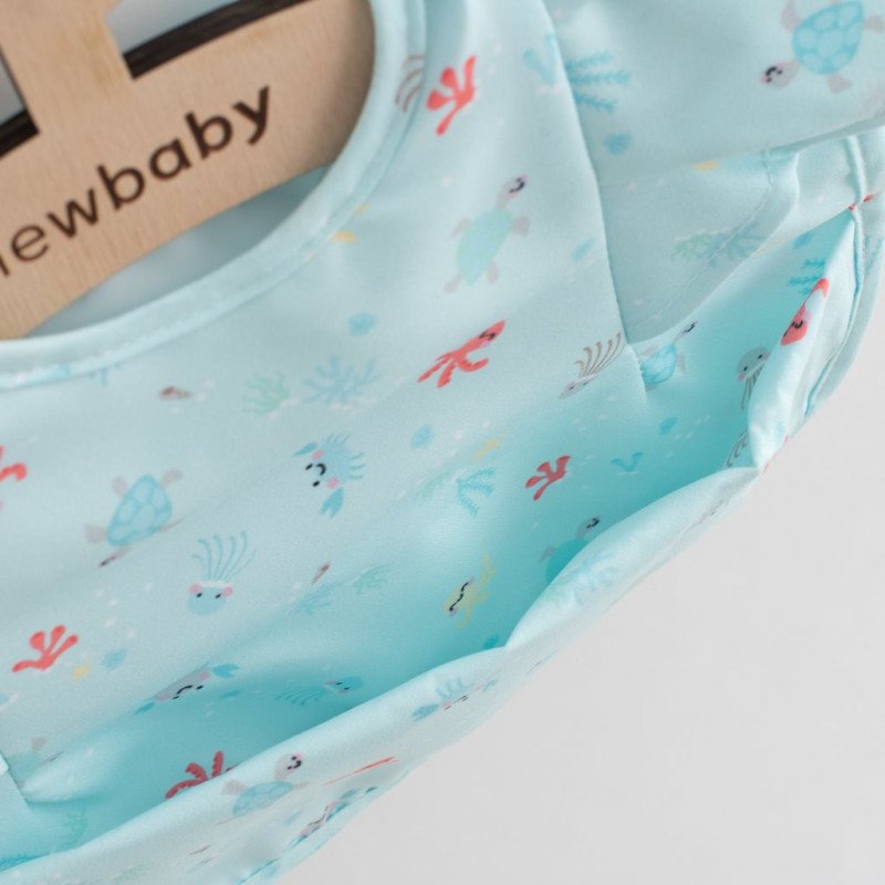 Luxusný podbradník New Baby 35x27 cm s volánikmi