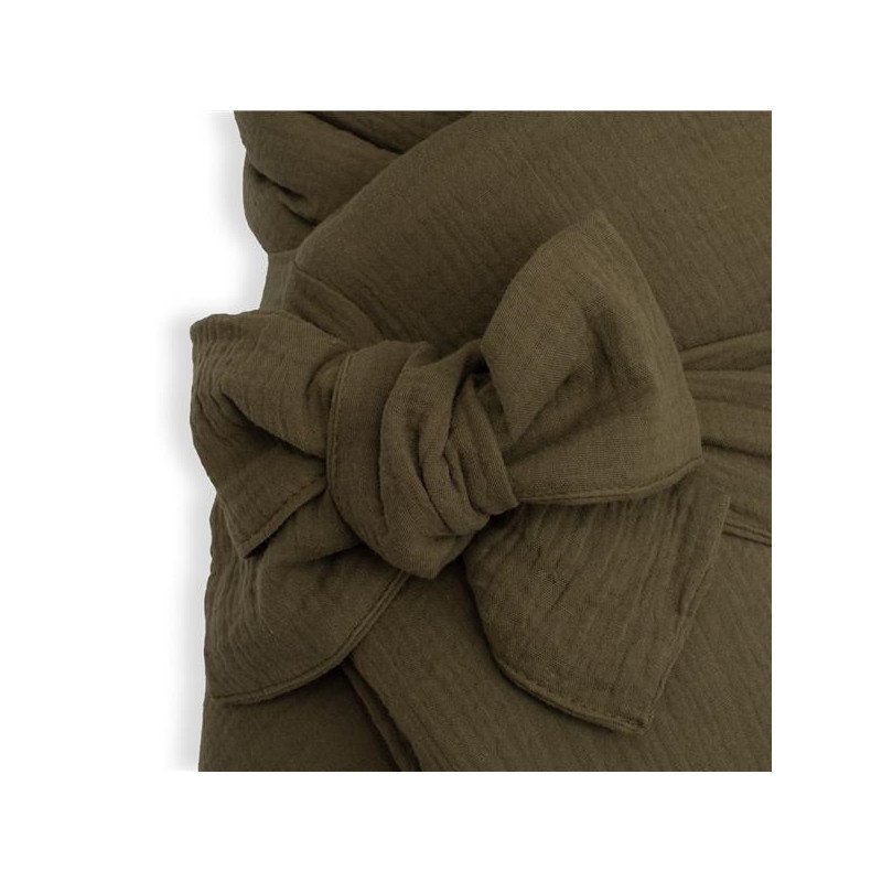 Mušelínová šnurovacia zavinovačka New Baby olive