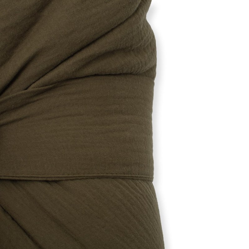 Mušelínová šnurovacia zavinovačka New Baby olive